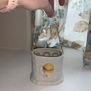 Porcelain Houston Harvest Angels Praying Hallmark Hanging Plant Holder